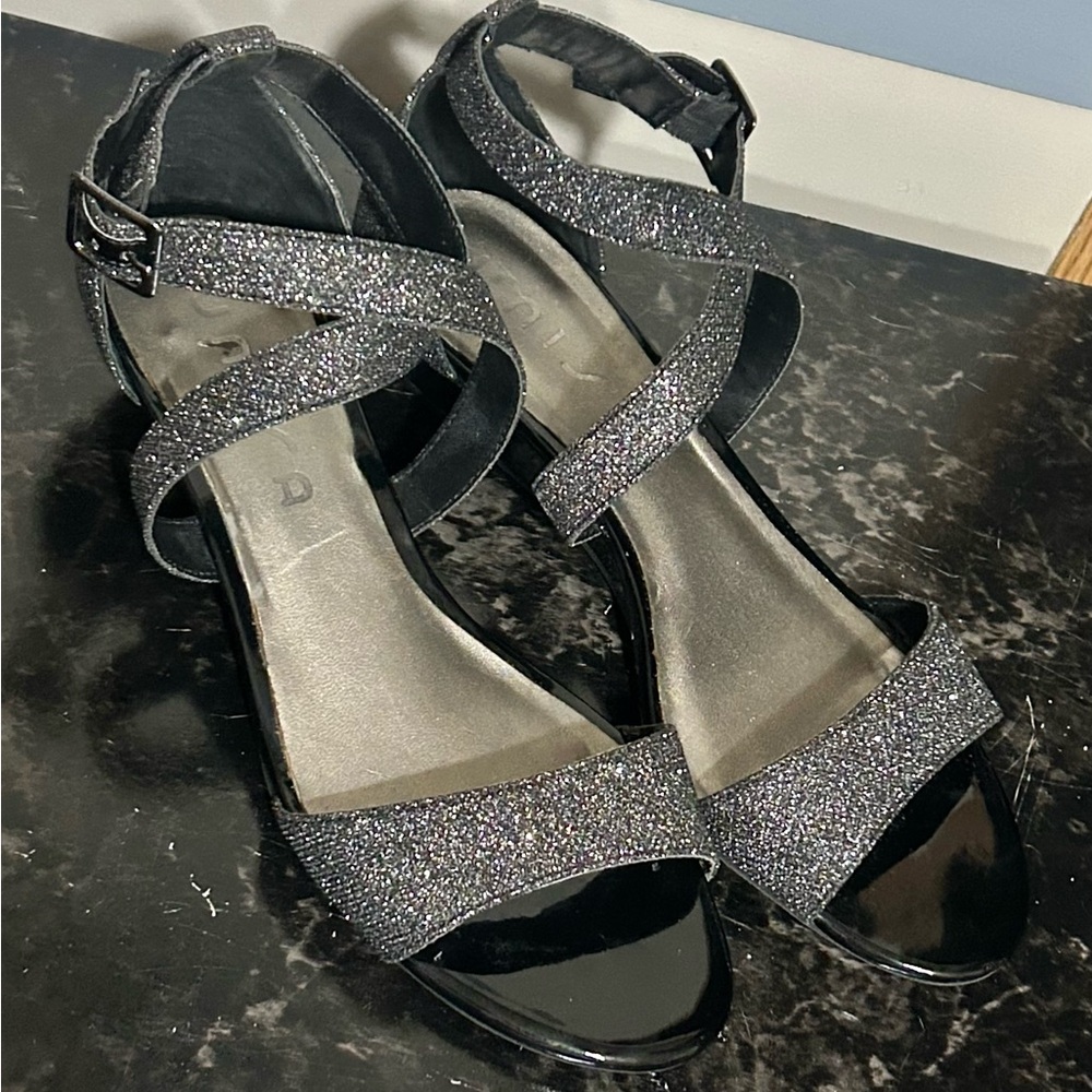 Criss Cross Gray Black Glitter Sandals